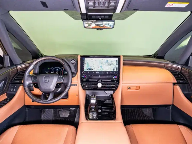 Toyota Vellfire — Фото автомобиля 10
