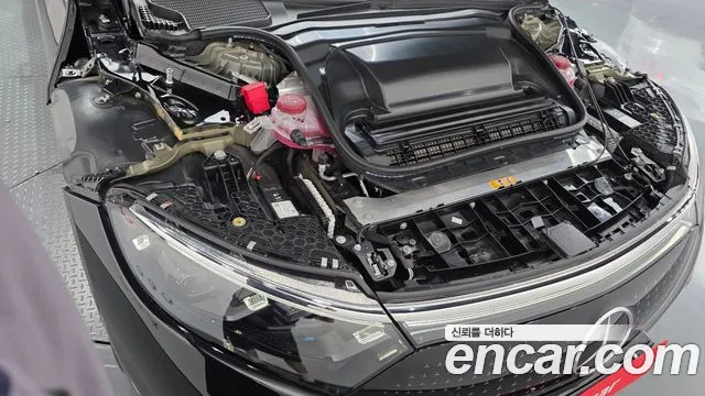 Mercedes-Benz EQS — Фото автомобиля 5