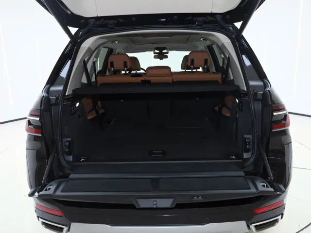 BMW X7 — Фото автомобиля 28