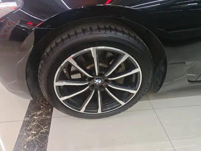 BMW 6 Series Gran Turismo — Фото автомобиля 22
