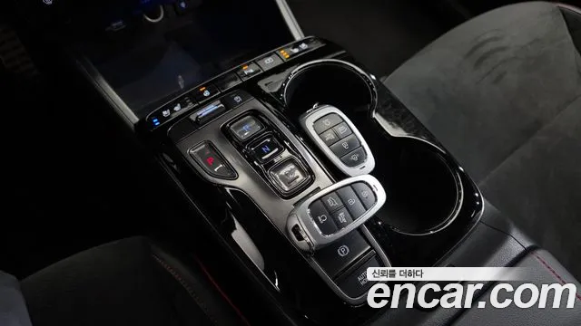 Hyundai Tucson Tucson (NX4) Бензин 1.6 турбо 2WD — Фото автомобиля 8