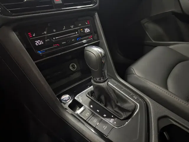 Volkswagen Tharu — Фото автомобиля 12