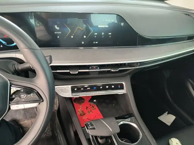 Changan Eado — Фото автомобиля 12