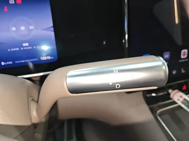 AITO Wenjie AITO M7 2026 Extended Range Ultra AWD 5-Seater — Фото автомобиля 13