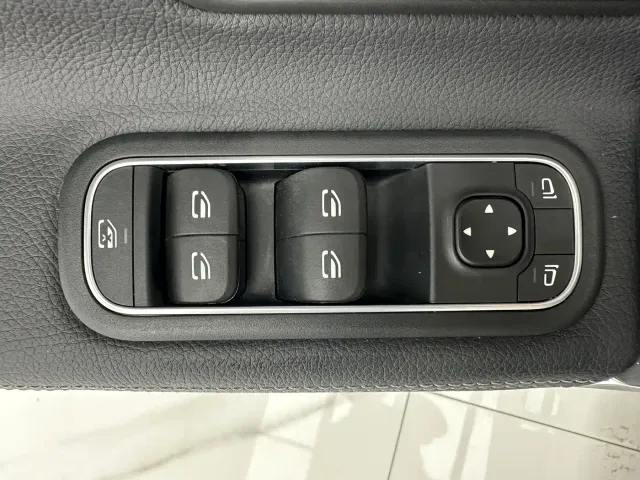 Mercedes-Benz A-Class — Фото автомобиля 11