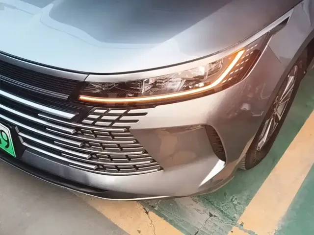 BYD Destroyer 05 2024 Glory Edition DM-i 55KM Luxury — Фото автомобиля 23