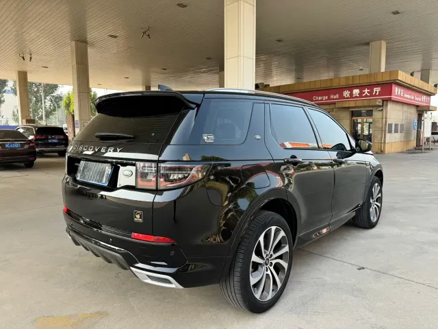 Land Rover Discovery Sport 2022 Model 249PS R-Dynamic S Performance Edition 5-Seater — Фото автомобиля 16