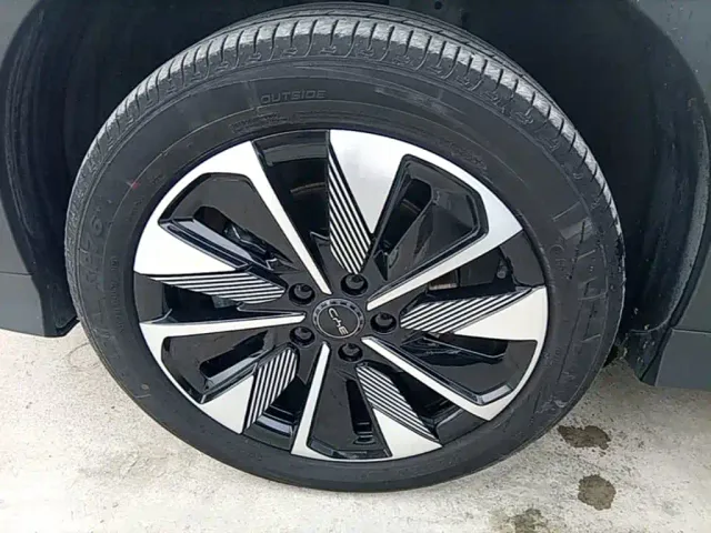 BYD Song PLUS — Фото автомобиля 22