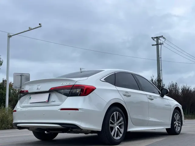 Honda Civic — Фото автомобиля 7