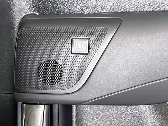 Toyota Vellfire — Фото автомобиля 28