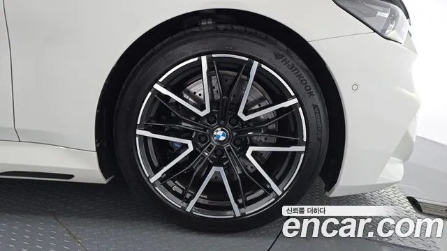 BMW M5 G90 — Фото автомобиля 21