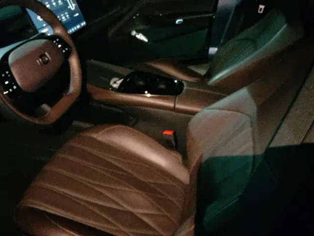 Changan Qiyuan A07 — Фото автомобиля 9