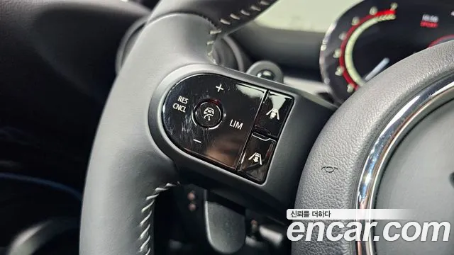 Mini Cooper — Фото автомобиля 13