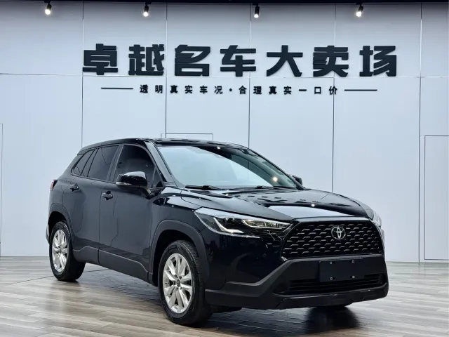 Toyota Corolla Cross — Фото автомобиля 3