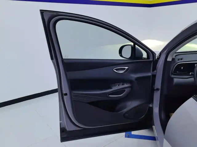 BYD Sealion 05 EV — Фото автомобиля 7