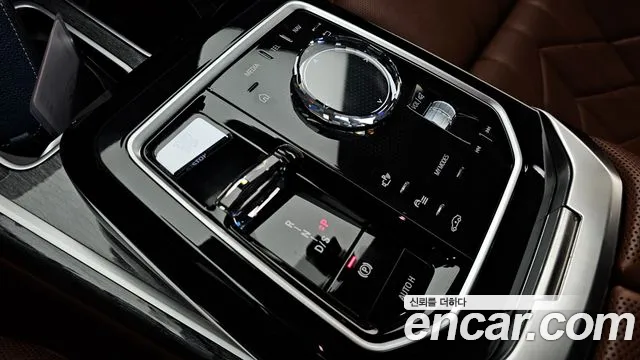 BMW 7-Series 7 серия (G70) — Фото автомобиля 9