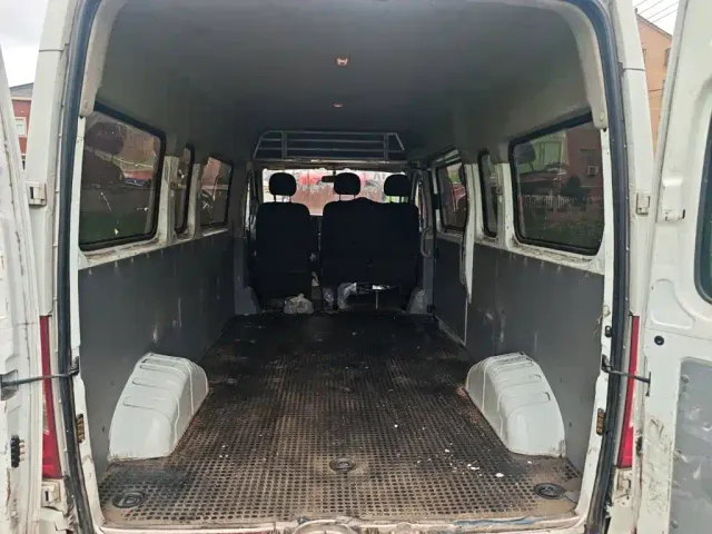 Maxus Xintu V80 — Фото автомобиля 9