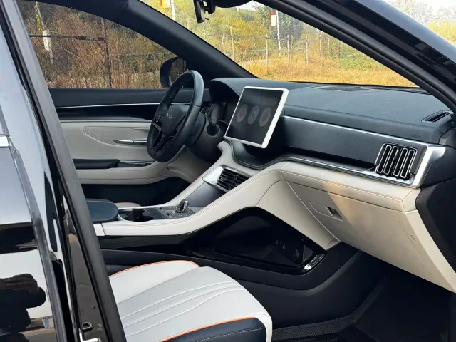 BYD Song PLUS — Фото автомобиля 20