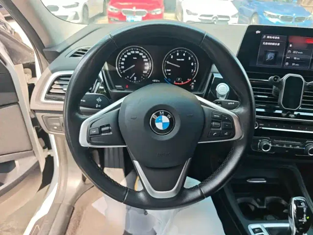 BMW 1 Series — Фото автомобиля 10