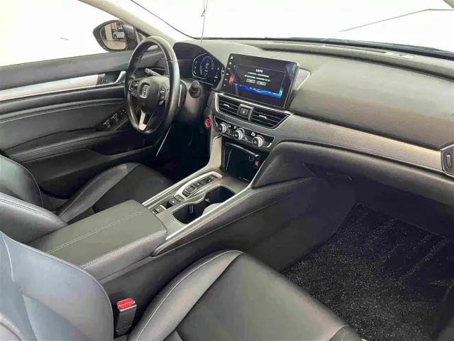 Honda Accord — Фото автомобиля 23
