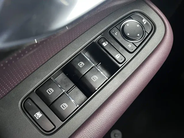 GAC Trumpchi M6 — Фото автомобиля 12