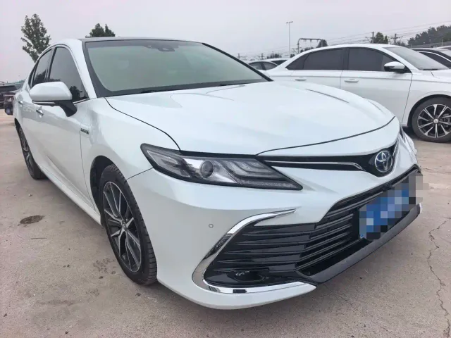 Toyota Camry — Фото автомобиля 3