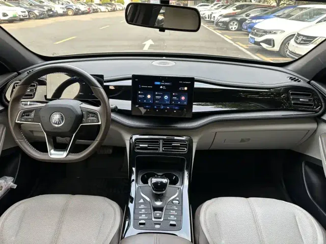 BYD Qin PLUS — Фото автомобиля 8