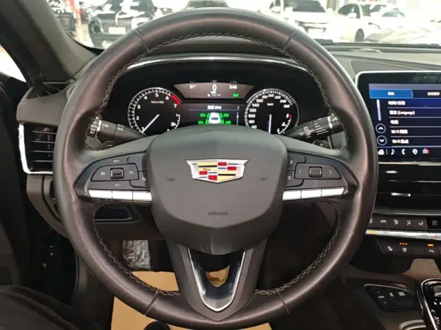 Cadillac CT5 — Фото автомобиля 10