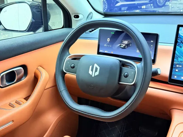 Leapmotor C16 — Фото автомобиля 7