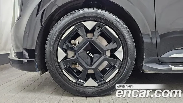 Kia Canival Новый Carnival 4 поколение Дизель 9 мест Hi-Limousine (Спецкузов) — Фото автомобиля 2