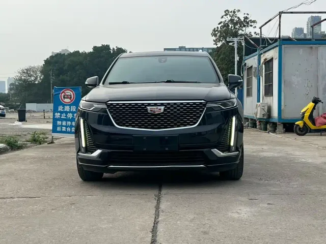 Cadillac XT6 — Фото автомобиля 2