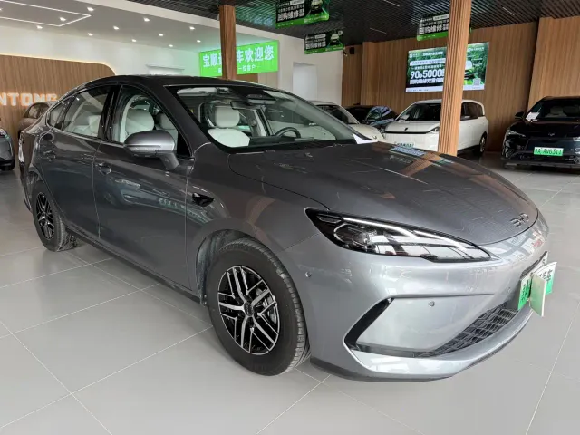 BYD Seal 05 DM-i — Фото автомобиля 3