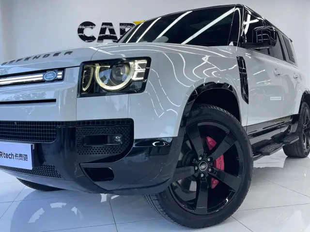 Land Rover Defender — Фото автомобиля 27