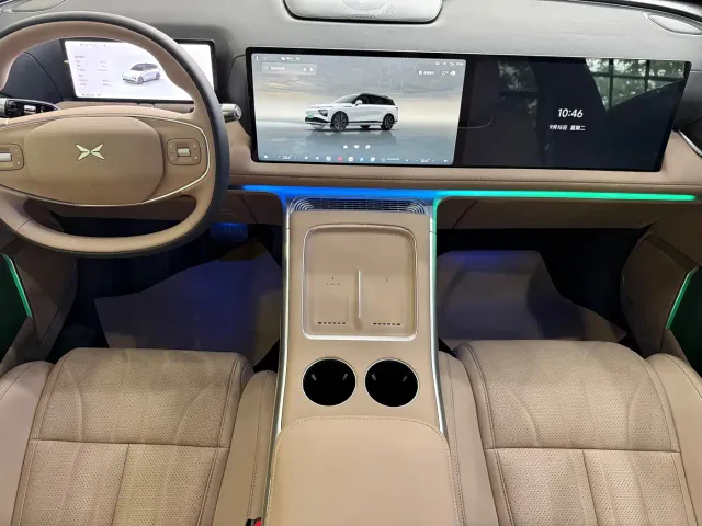 Xpeng G9 — Фото автомобиля 13