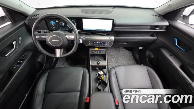 Hyundai Kona Бензин 1.6 турбо 2WD — Фото автомобиля 3