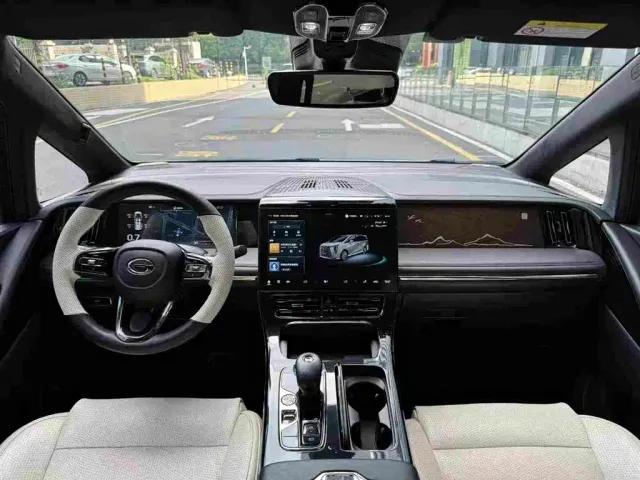 GAC Trumpchi M8 — Фото автомобиля 7