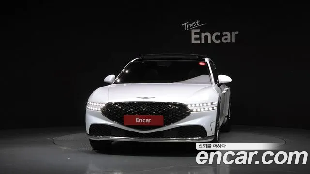 Genesis G90 Бензин 3.5 турбо AWD — Фото автомобиля 3