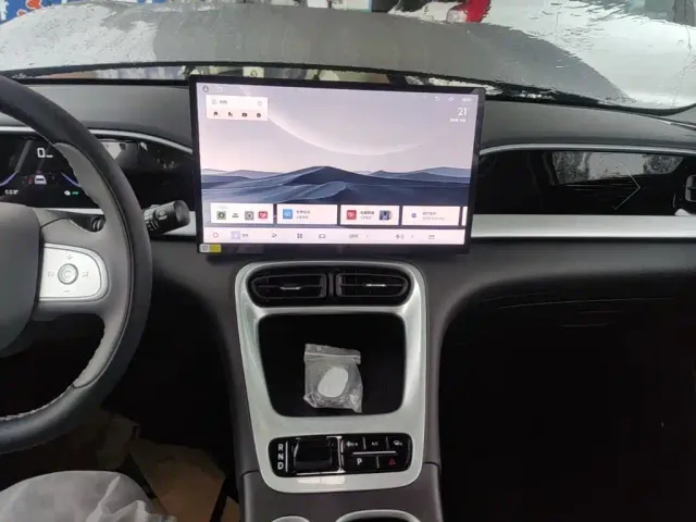 Geely Starry Wish — Фото автомобиля 12