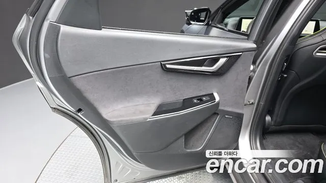Kia EV6 — Фото автомобиля 21