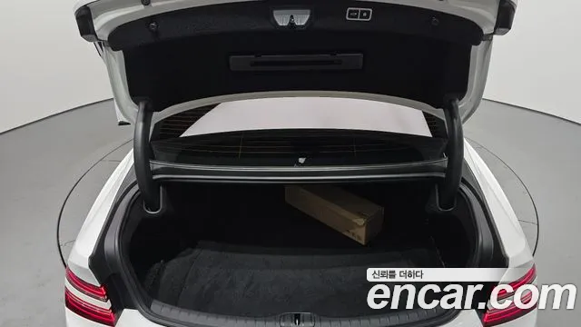 Genesis G80 Бензин 2.5 турбо AWD — Фото автомобиля 19