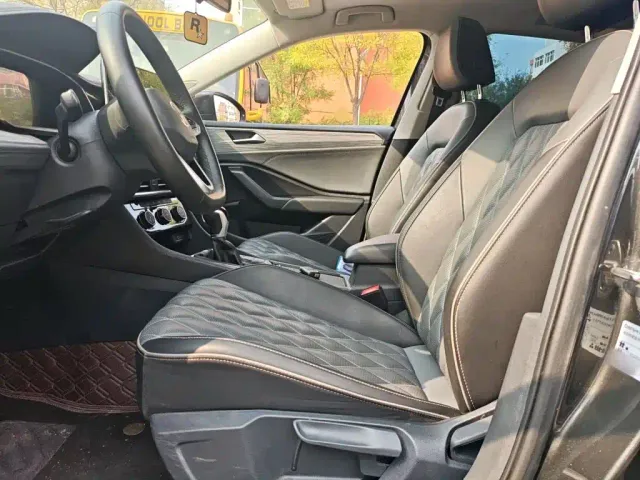 Volkswagen Sagitar — Фото автомобиля 11