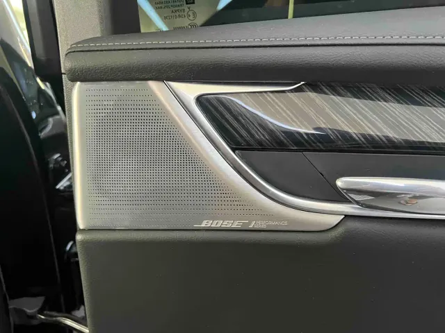 Cadillac XT6 — Фото автомобиля 10
