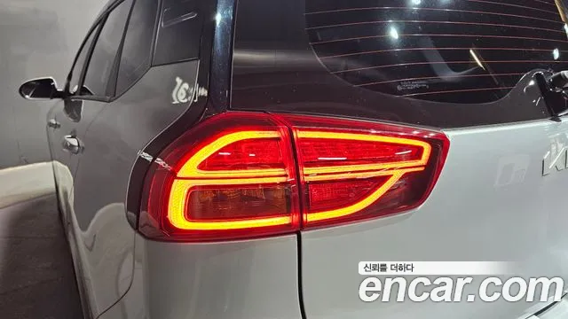 Kia Niro Niro Plus Air — Фото автомобиля 23