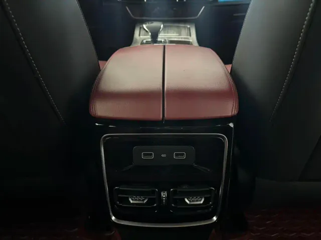 Jetour X70 Plus — Фото автомобиля 11