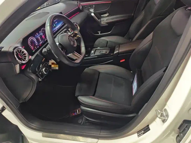Mercedes-Benz A-Class — Фото автомобиля 14