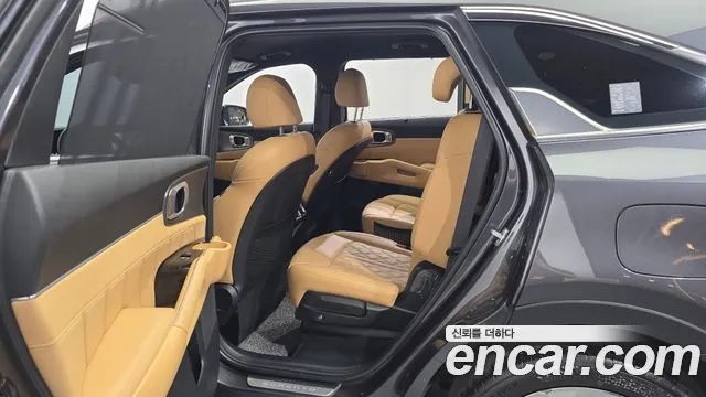 Kia Sorento Sorento 4-е поколение Бензин 2.5T 2WD — Фото автомобиля 11