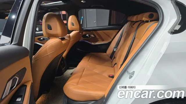 BMW 3-Series 3 серия (G20) 320i M Sport — Фото автомобиля 13