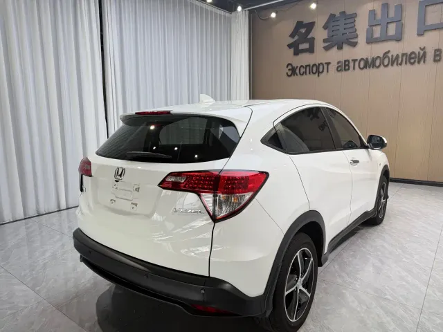 Honda Vezel — Фото автомобиля 4