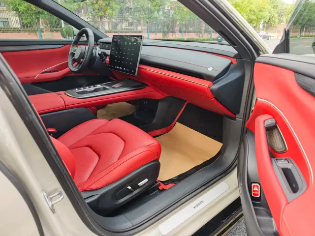 Xiaomi SU7 — Фото автомобиля 9