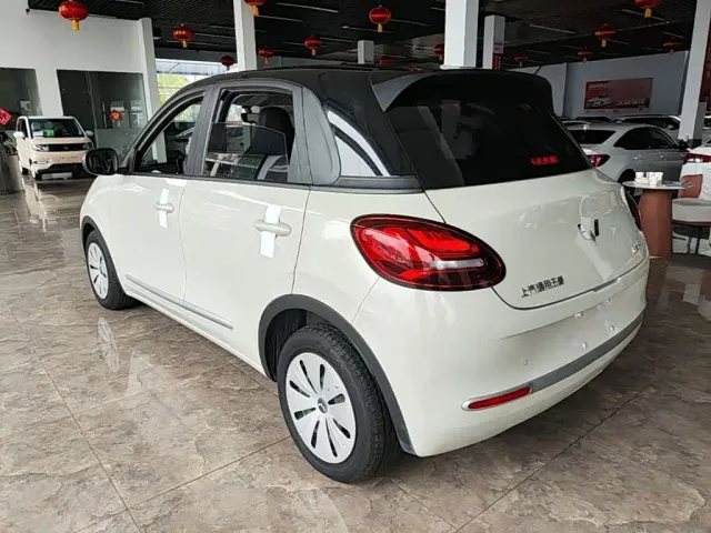 Wuling Bingo — Фото автомобиля 4